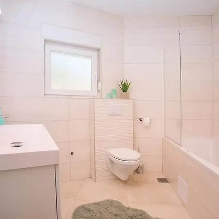 Vip With Heated Pool & Jacuzzi Βίλα